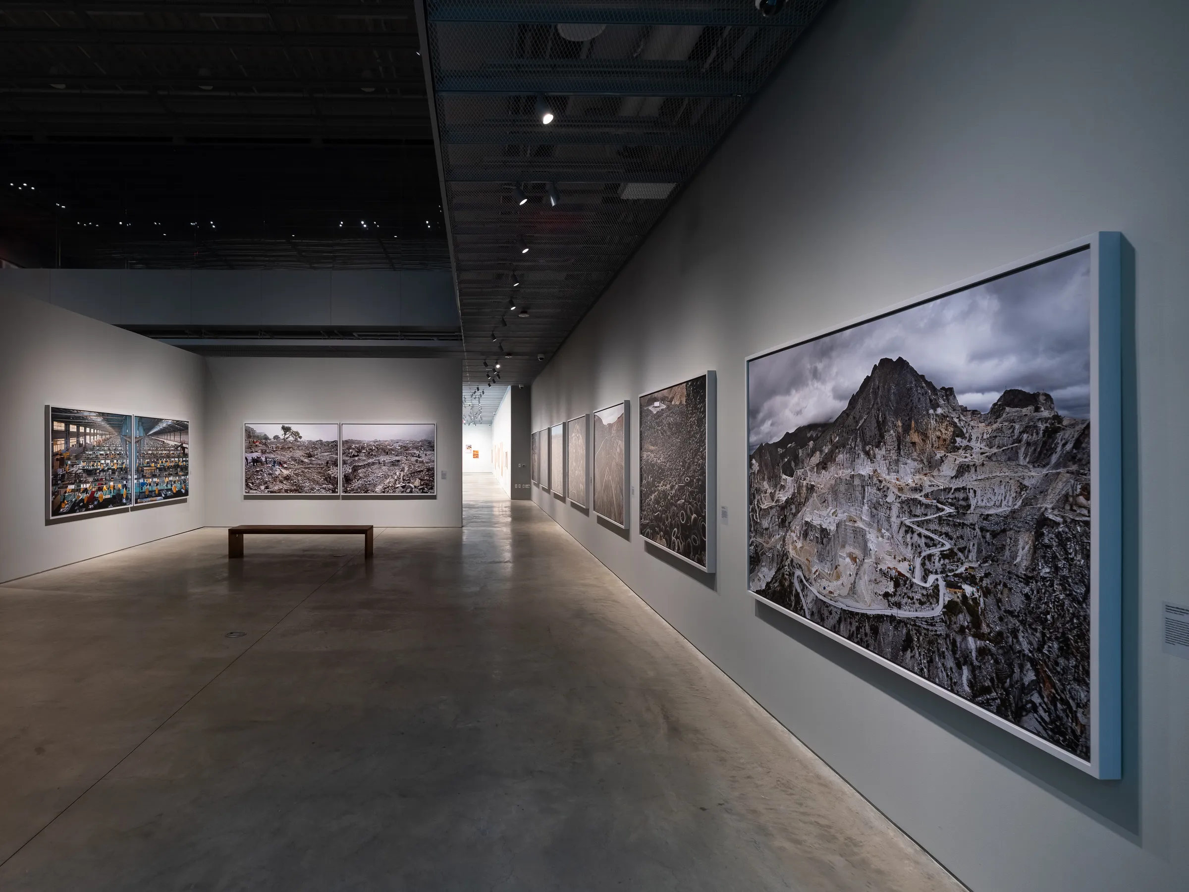 Edward Burtynsky The Great Acceleration